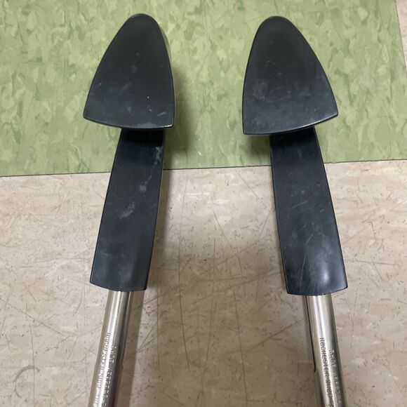 Vintage King Size Wood Shoe Trees Size Pair Insert Stretcher Form Rochester Shoe - Picture 3 of 4